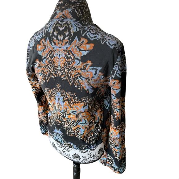 Twelfth Street by Cynthia Vincent Abstract Floral Silk Cardigan Small - Picture 4 of 13